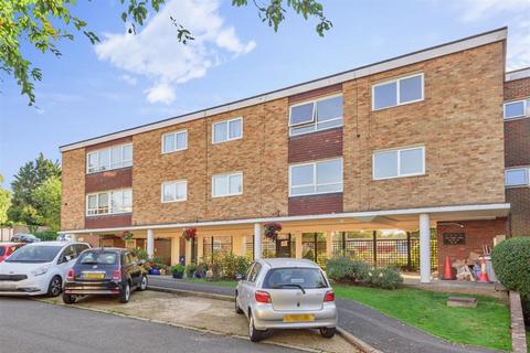 2 bedroom flat for sale, The Four Tubs, Bushey WD23