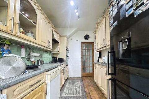 4 bedroom terraced house to rent, Priory Road, Hounslow, Middlesex, TW3