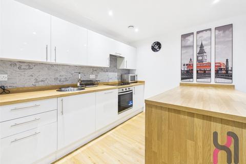 2 bedroom flat for sale, The Plaza, 1 Advent Way, Ancoats, Manchester, M4