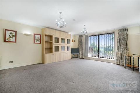 3 bedroom flat for sale, Beatrice Court, Hendon, NW4