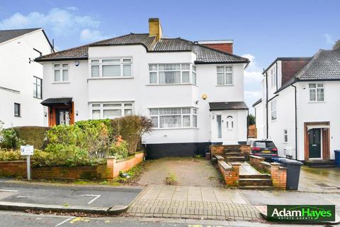 4 bedroom semi-detached house for sale, Wentworth Close, London N3