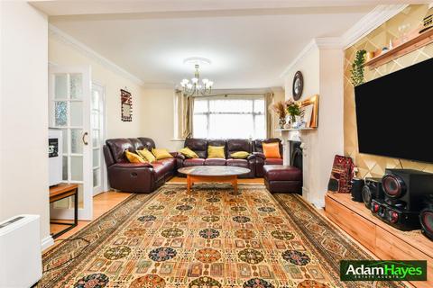 4 bedroom semi-detached house for sale, Wentworth Close, London N3