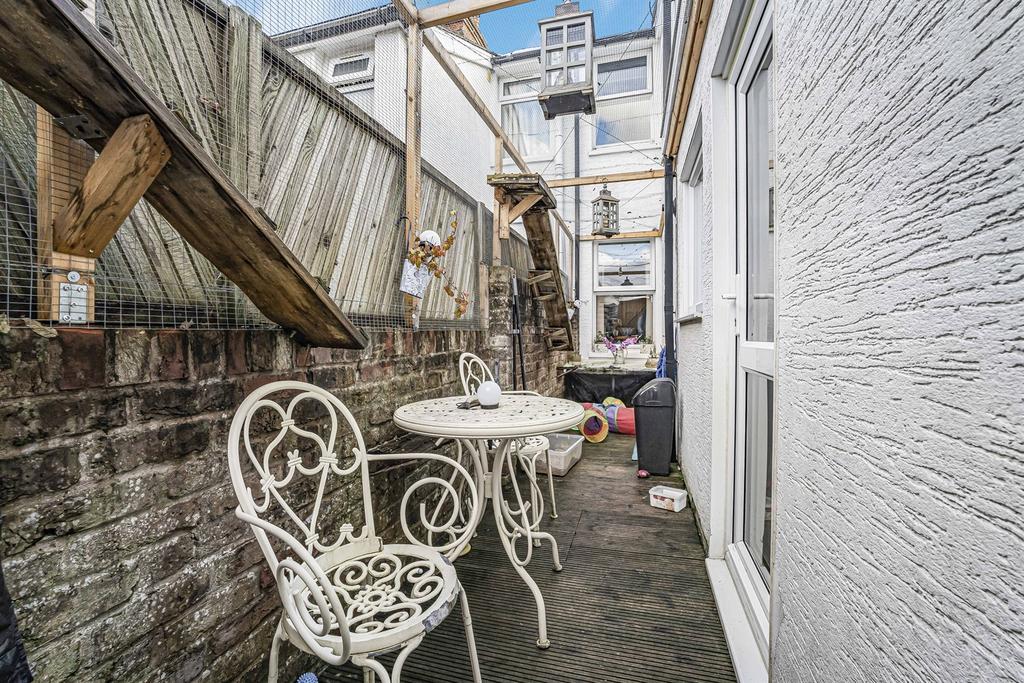 Covered Garden Area