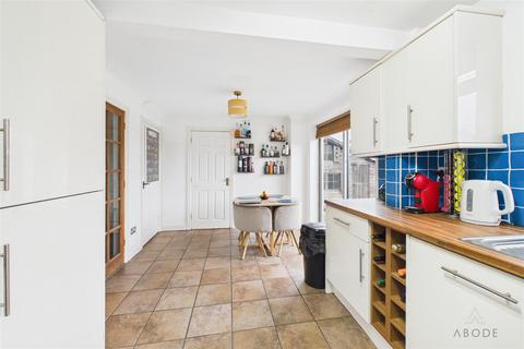 4 bedroom semi-detached house for sale, Bridgeside, Stretton DE13