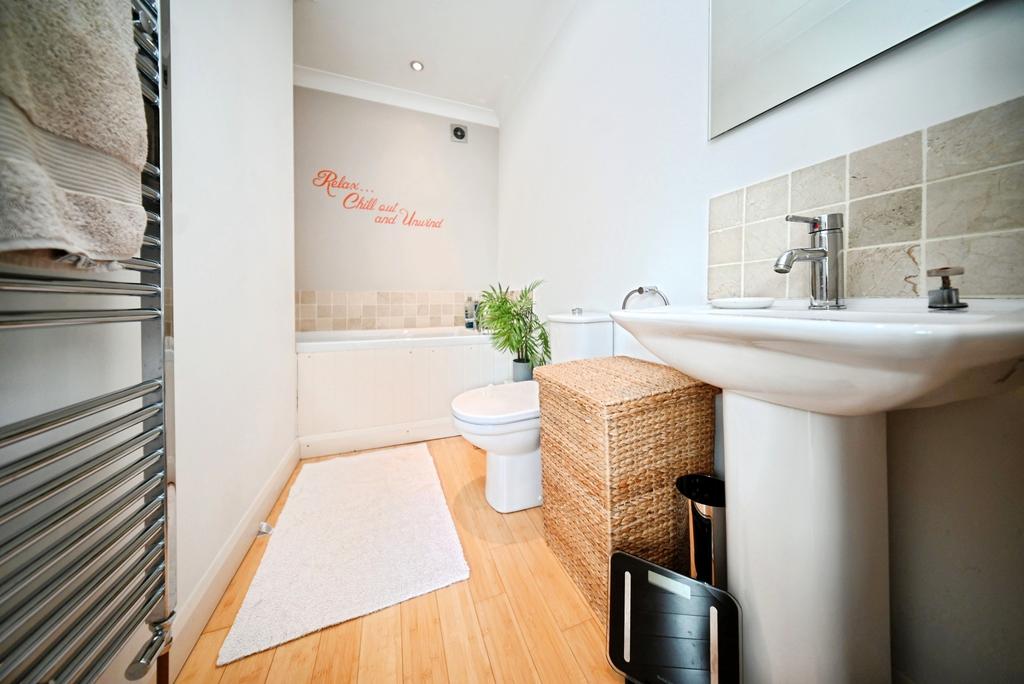 Master En-Suite