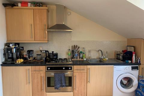 1 bedroom apartment for sale, Alexandra Road, Farnborough GU14
