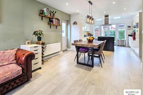 4 bedroom detached house for sale, Arkwright Way, Etwall, Derby