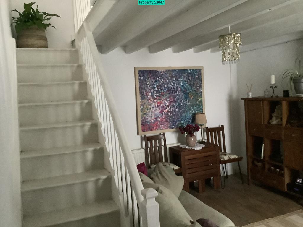 Stairs up too bedrooms