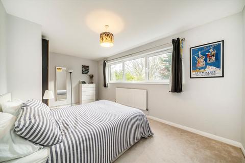 2 bedroom flat for sale, Clarence Lane, London SW15