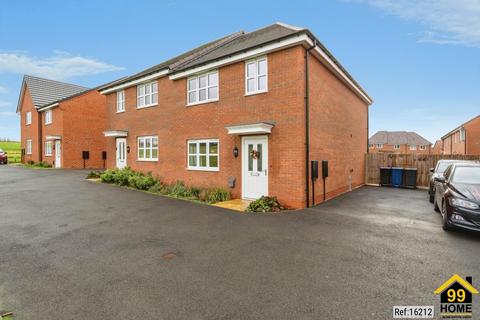 4 bedroom semi-detached house for sale, Buzzard Way, Loughborough, Nottinghamshire, LE12