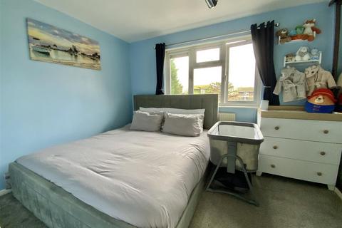 undefined, Mitcham Place, Bradwell Common