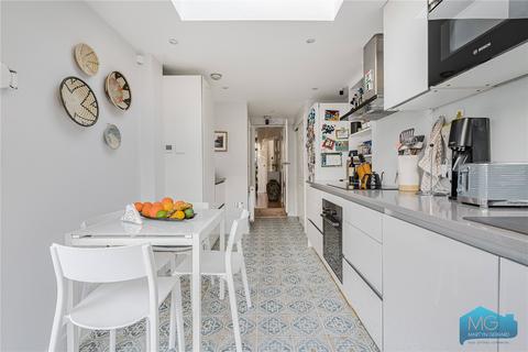 undefined, Evesham Road, London, N11