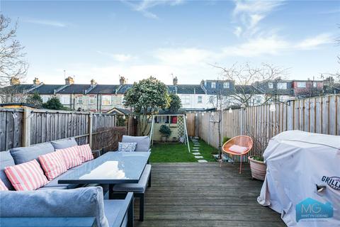 undefined, Evesham Road, London, N11