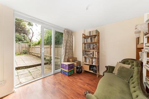 undefined, Alleyn Crescent, Dulwich, London, SE21