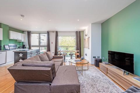 2 bedroom flat to rent, Hoxton Square, Shoreditch, N1
