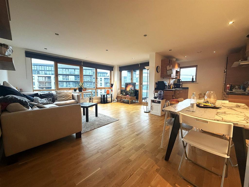 Living Room .jpeg