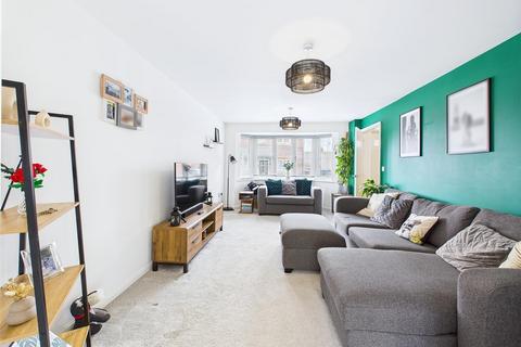 3 bedroom detached house for sale, Redwing Close, Streethay, Lichfield