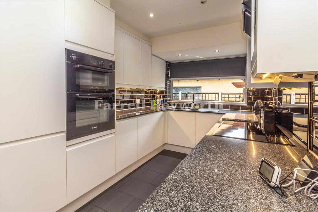Kitchen image 2