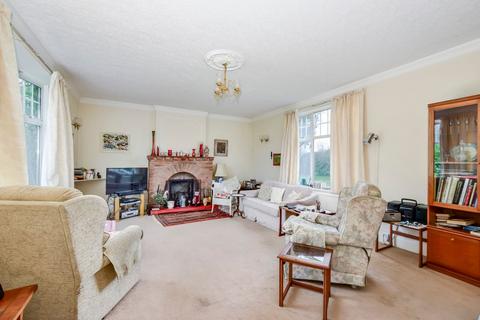 3 bedroom detached house for sale, Bucks Hill, Kings Langley, WD4