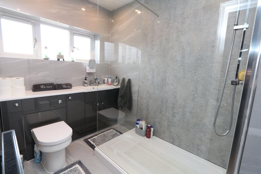 Shower Room WC