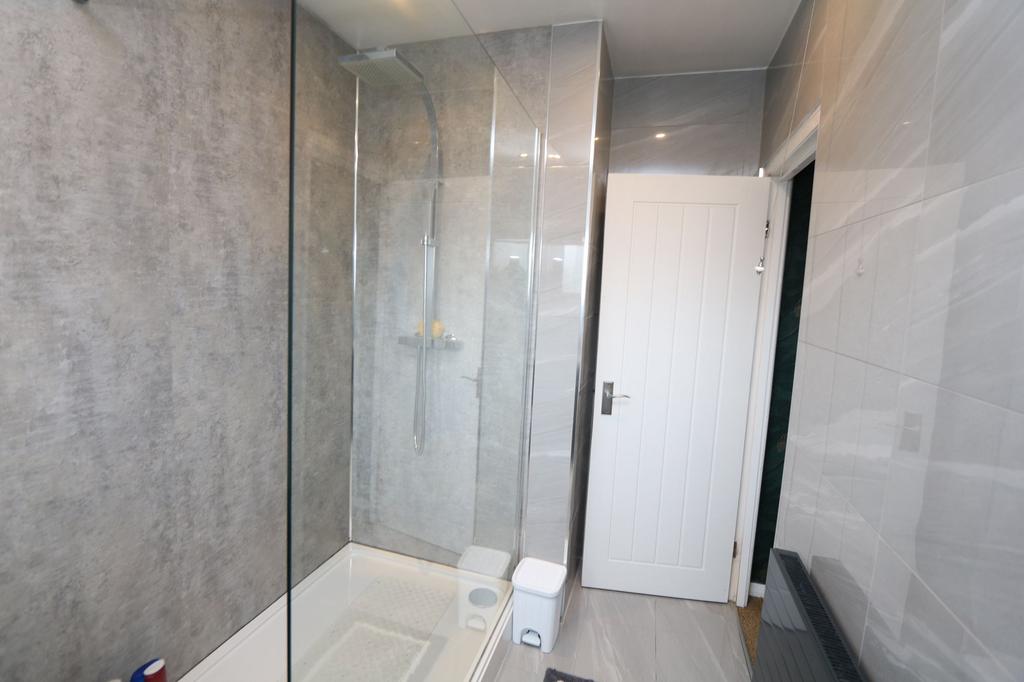 Shower Room WC