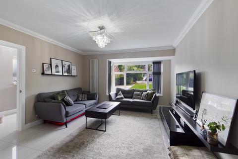 3 bedroom semi-detached house to rent, Arnison Avenue, High Wycombe, Buckinghamshire, HP13 6BU