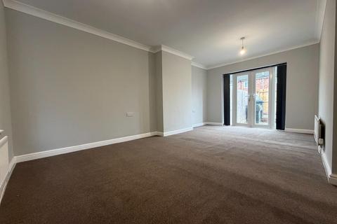 3 bedroom terraced house to rent, Premier Road, Middlesbrough