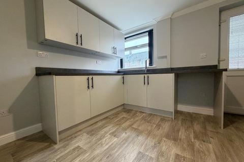 3 bedroom terraced house to rent, Premier Road, Middlesbrough