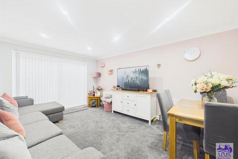 2 bedroom terraced house for sale, Monarch Close, Walderslade, Chatham