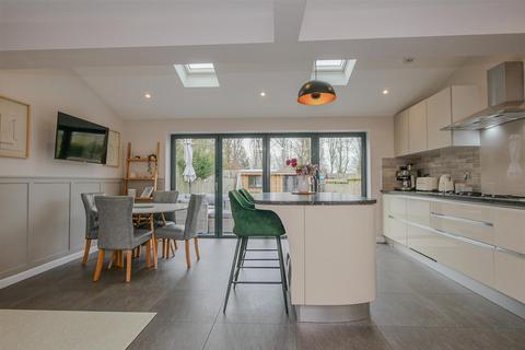 undefined, Farm Close, Chalgrove OX44