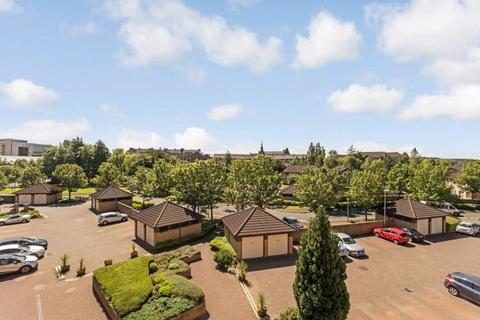 undefined, Mavisbank Gardens, Glasgow, G51