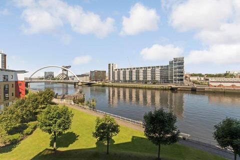 undefined, Mavisbank Gardens, Glasgow, G51
