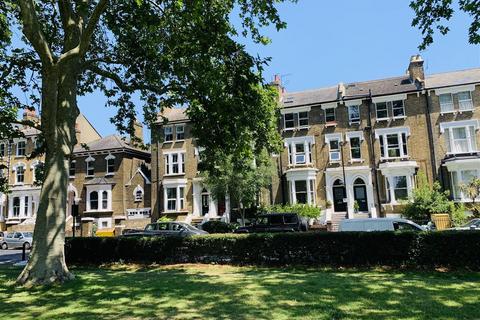 2 bedroom flat for sale, Queensdown Road, Hackney