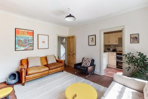 2 bedroom flat for sale, Queensdown Road, Hackney