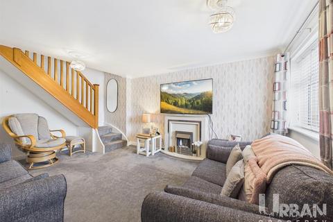 2 bedroom semi-detached house for sale, Dunvegan Road, Hull