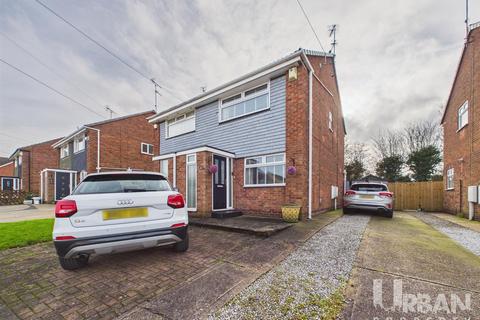 2 bedroom semi-detached house for sale, Dunvegan Road, Hull