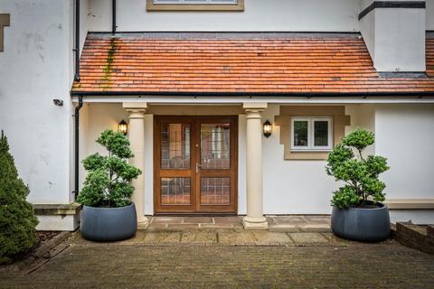 6 bedroom detached house for sale, Swissland Hill, East Grinstead RH19