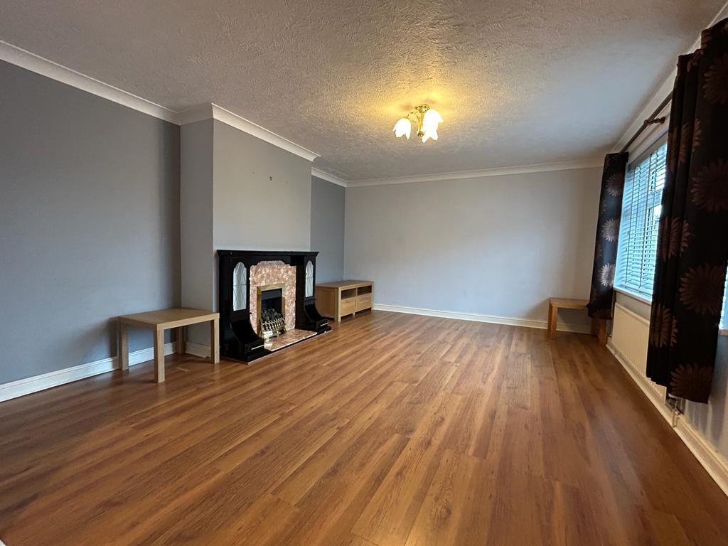 23 Lime Kiln Living Room.jpg