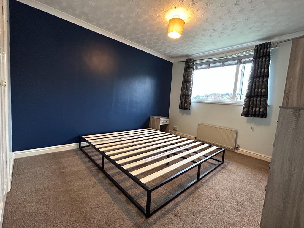 23 Lime Kiln Bedroom 1 2nd view.jpg