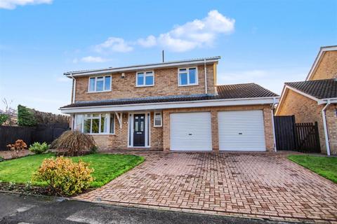 4 bedroom detached house for sale, Hollybush Avenue, Ingleby Barwick