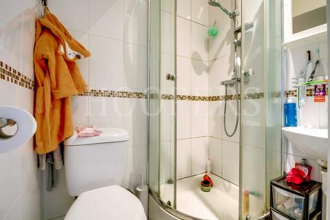 5 bedroom semi-detached house for sale, Dollis Hill Lane, London, NW2