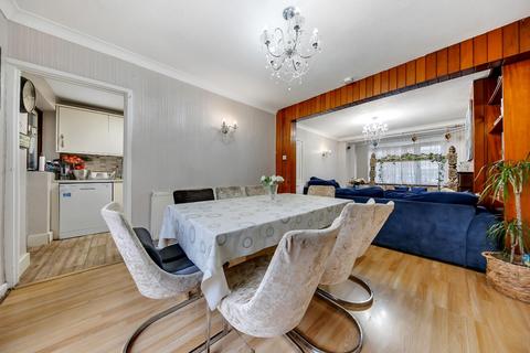 5 bedroom semi-detached house for sale, Chadwell Avenue, Chadwell Heath, RM6