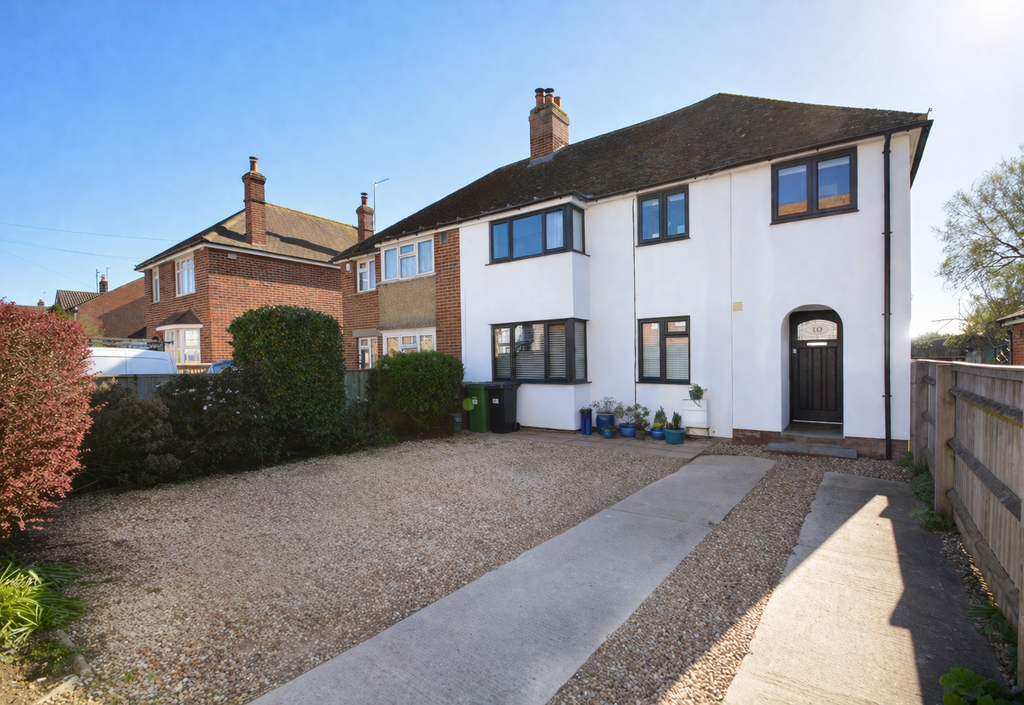 4 bedroom semi-detached house for sale