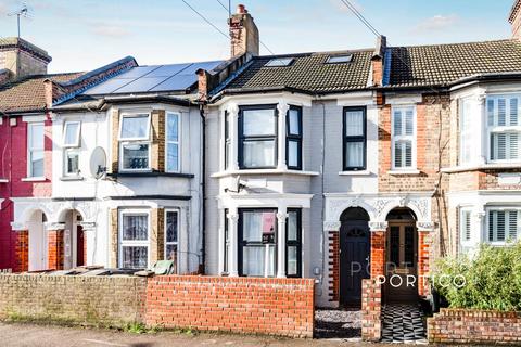 undefined, Fulbourne Road, London, E17