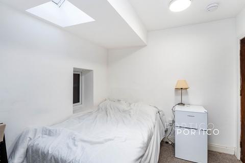 undefined, Fulbourne Road, London, E17