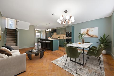 undefined, Hackney E5