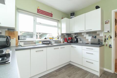 2 bedroom bungalow for sale, Brunswick Road, Birchington, Kent, CT7
