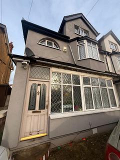 undefined, Dunstable Road, Luton LU4