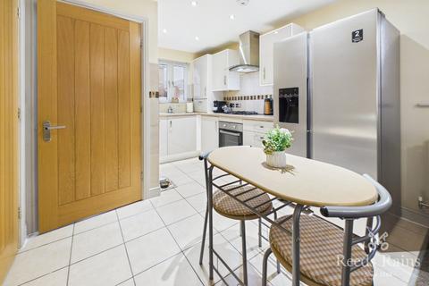 undefined, Park Way, West Yorkshire WF10