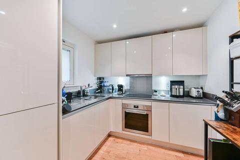1 bedroom flat for sale, Fairbourne Road, Clapham Park, LONDON, SW4